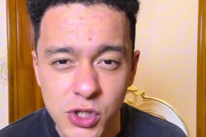 快绷不住了！解说依力：勇士休赛期完成“重磅”签约，泰维恩-金希，WOW😂